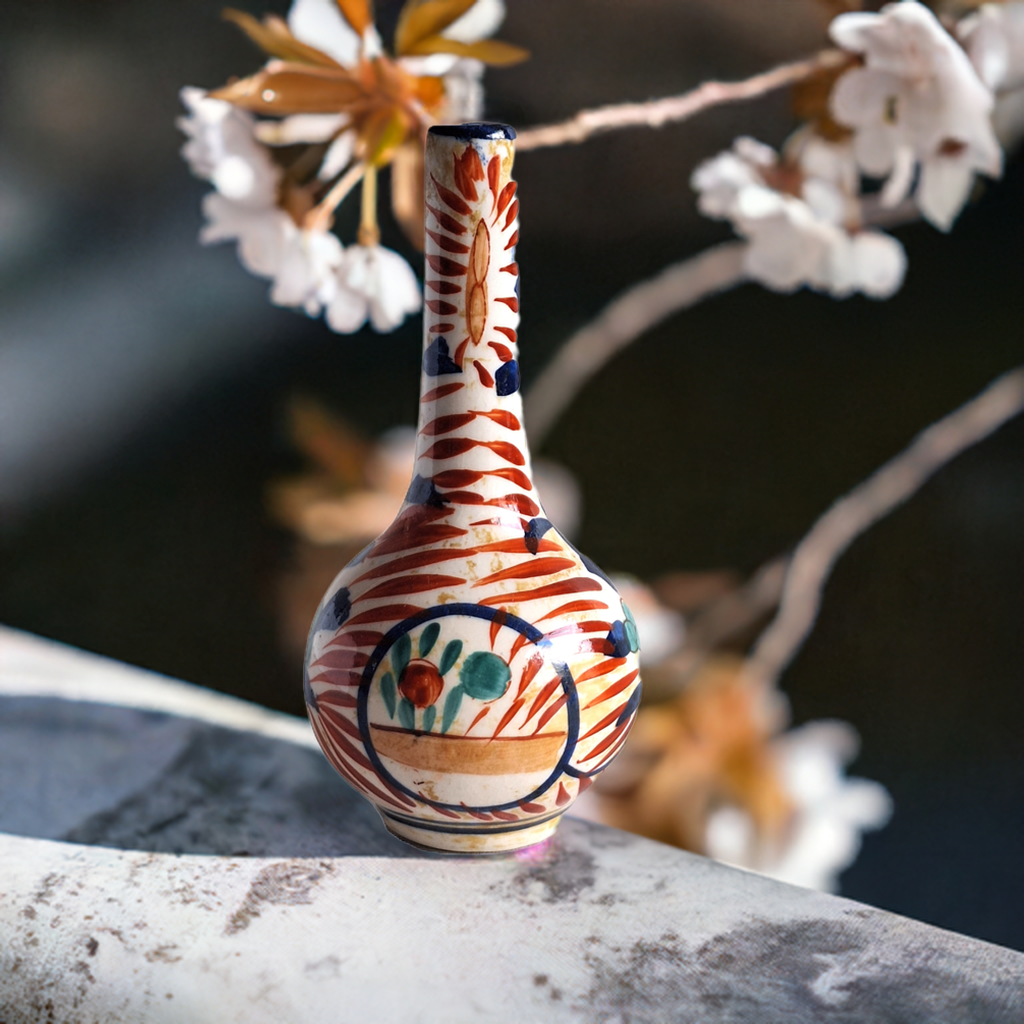 Imari Pfeifenvase – Eulenähnliche Miniaturvase, japanisches Porzellan, Meiji-Zeit
