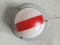 Industriële noodlamp van Elektrosvit, Tsjecho-Slowakije jaren 60/70 — donkergrijs ijzeren armatuur met melkglazen kap en rode streep, E27 fitting, ca. 23,5 cm diameter