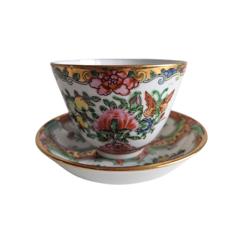 Chinesische kantonesische Tasse und Untertasse mit Blumenmotiven & Schmetterlingen – 1960er Jahre