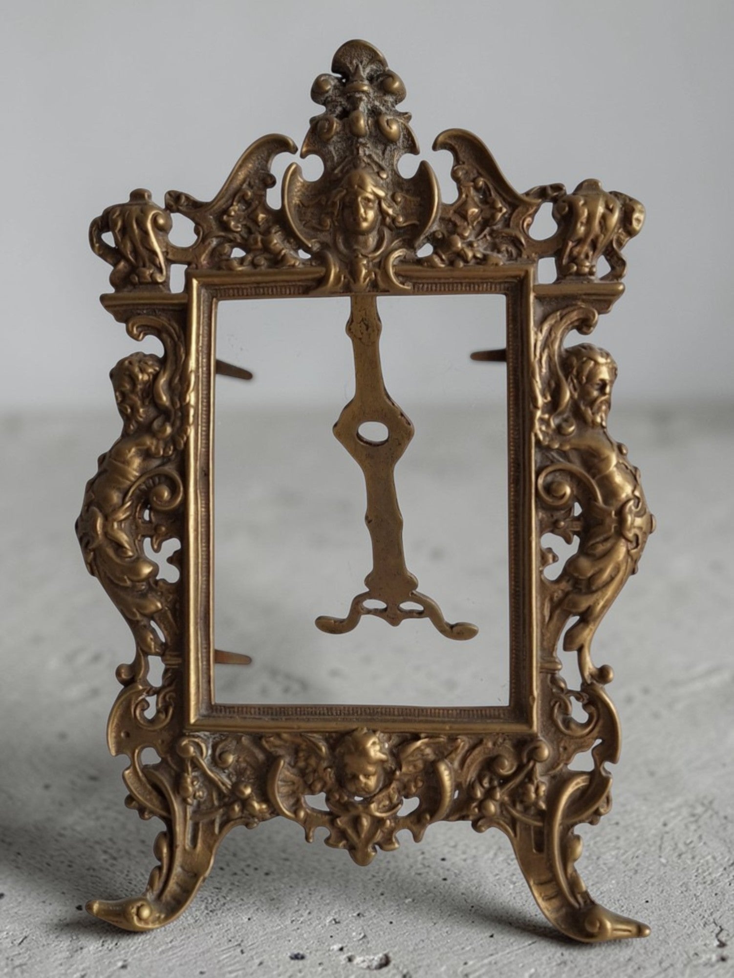 Fotorahmen im französischen Rokoko- oder Jugendstil