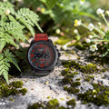 Curren 8314 herenhorloge met zwarte kast, rode accenten en rood leren band, 47mm
