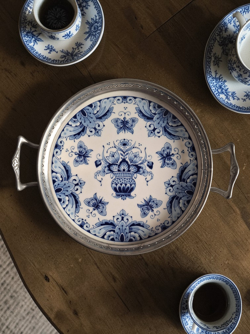 Westraven Delfter Blau Serviertablett | Anno 1661 | Zinnrand Nr. 531