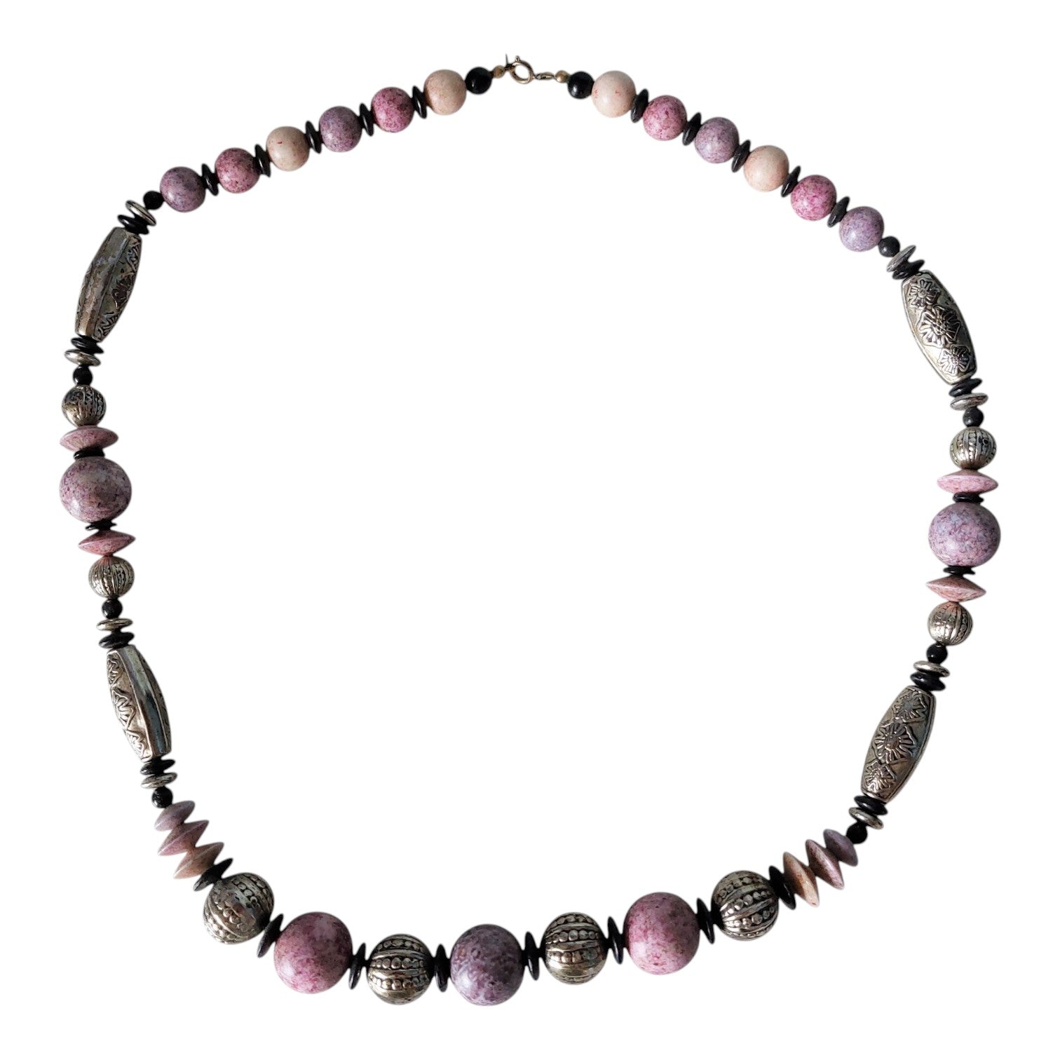 Halskette mit großen Perlen — Farbverlauf Rosa zu Silber, 74 cm