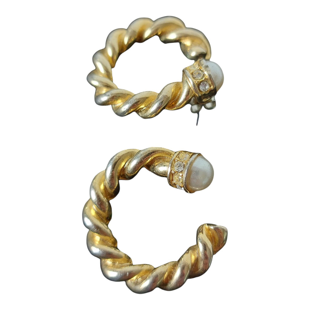 Goldfarbene Ohrstecker mit Perle und Strass