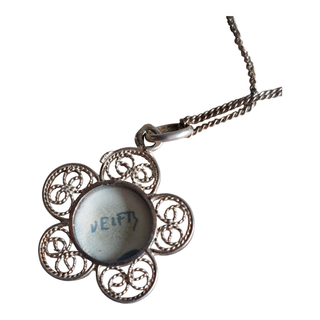 Silver Delft blue filigree pendant and chain