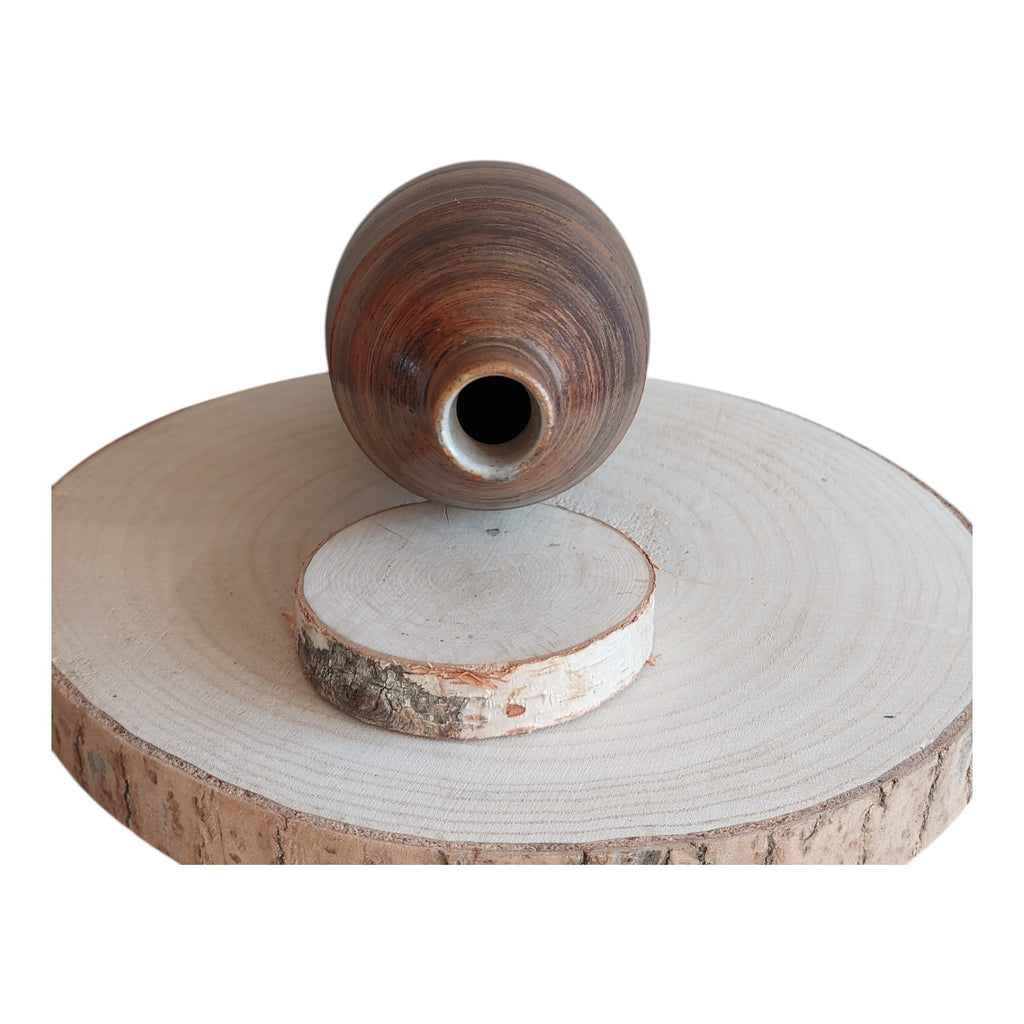 Keramikvase mit braunen Streifen & Rippenrelief – 70er Jahre