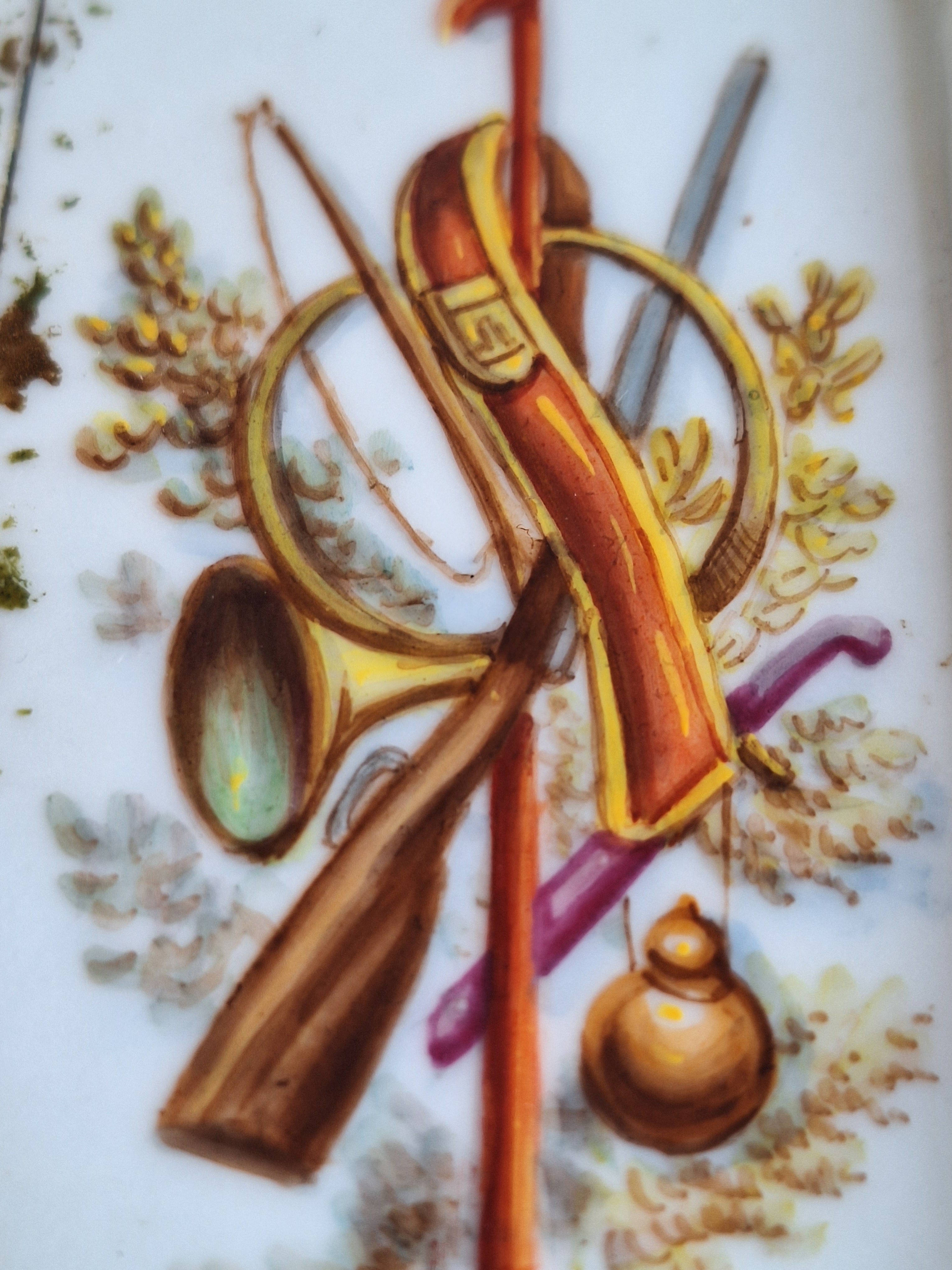 Dekorative Fliese im Metallrahmen