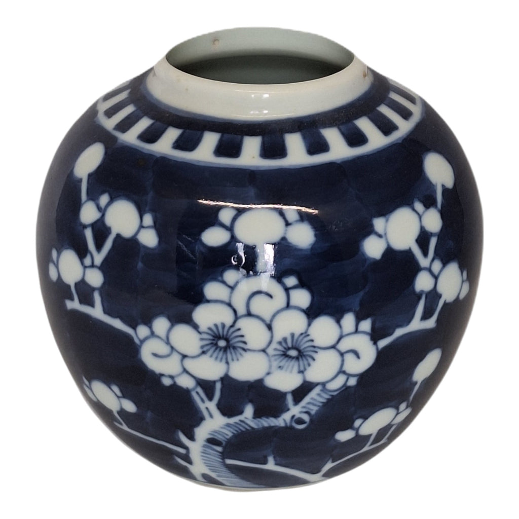 Chinesische blau-weiße Ingwer-Vase aus Porzellan mit Pflaumenblütendekor – 1960er Jahre