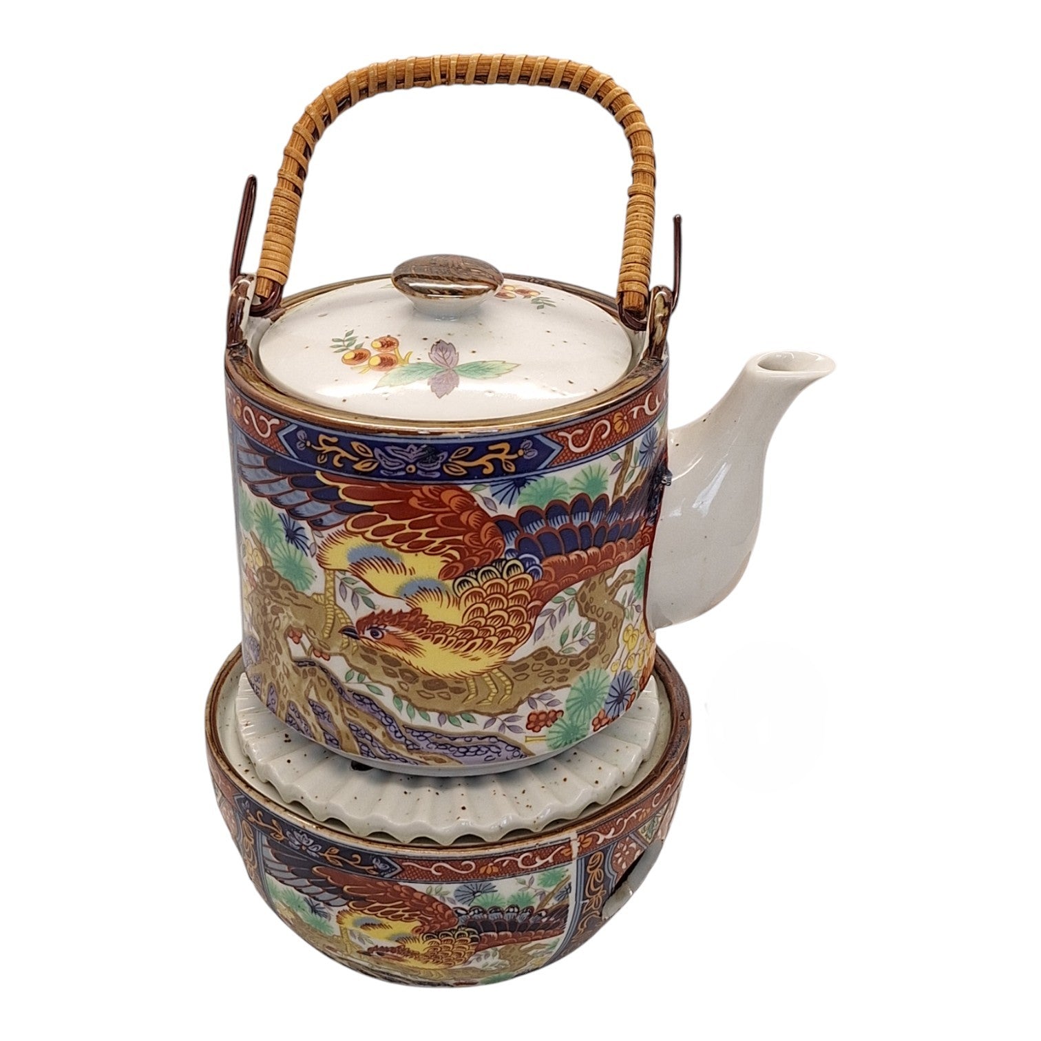 Porzellan Teekanne auf Stövchen mit Phönix-Dekor & Rattanhenkel – 60er Jahre