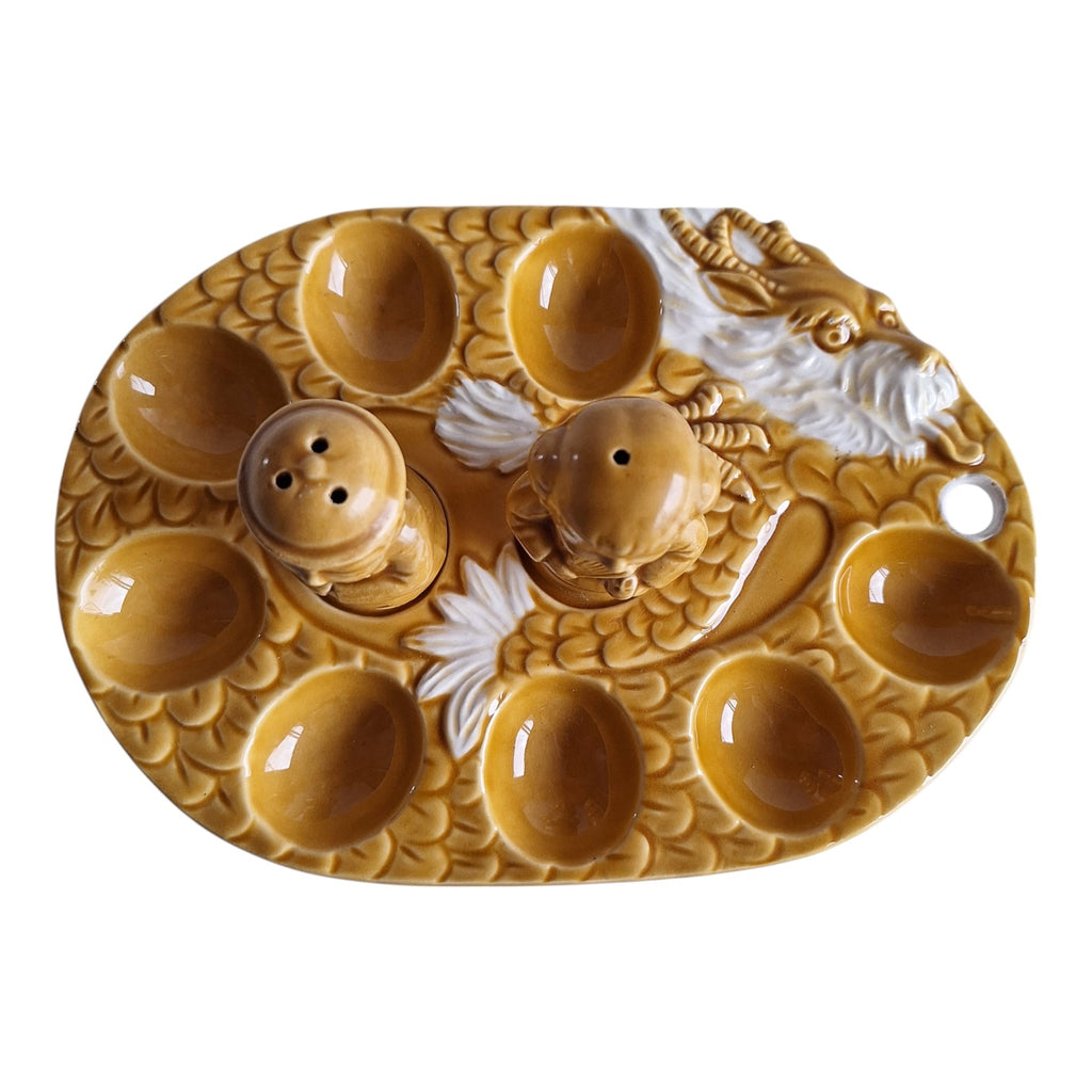 Japanese Eggshell with Dragon Decoration & Salt and Pepper Set – Complete