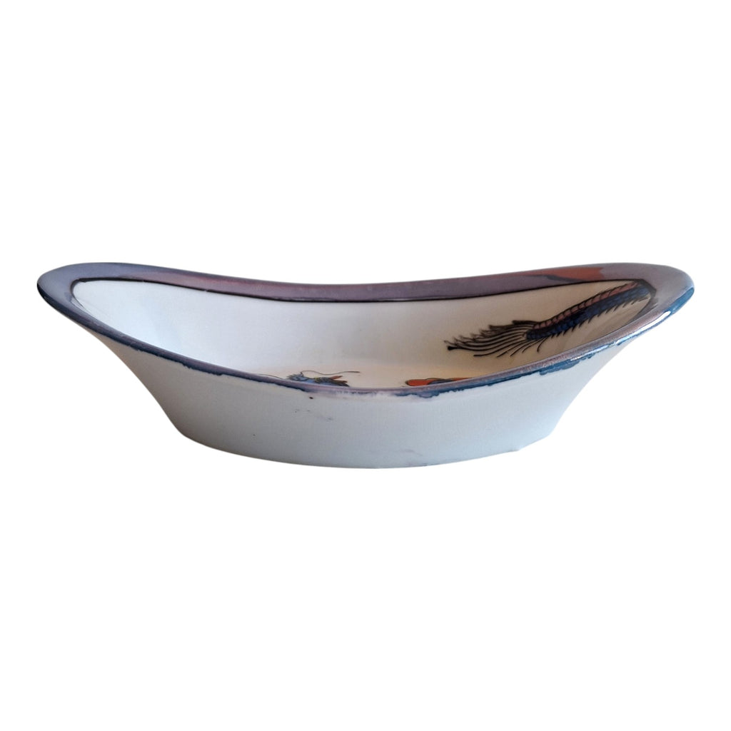 Japanische ovale Schale mit Drachendekor & blauem Rand – Gemarkt, 70er-80er Jahre