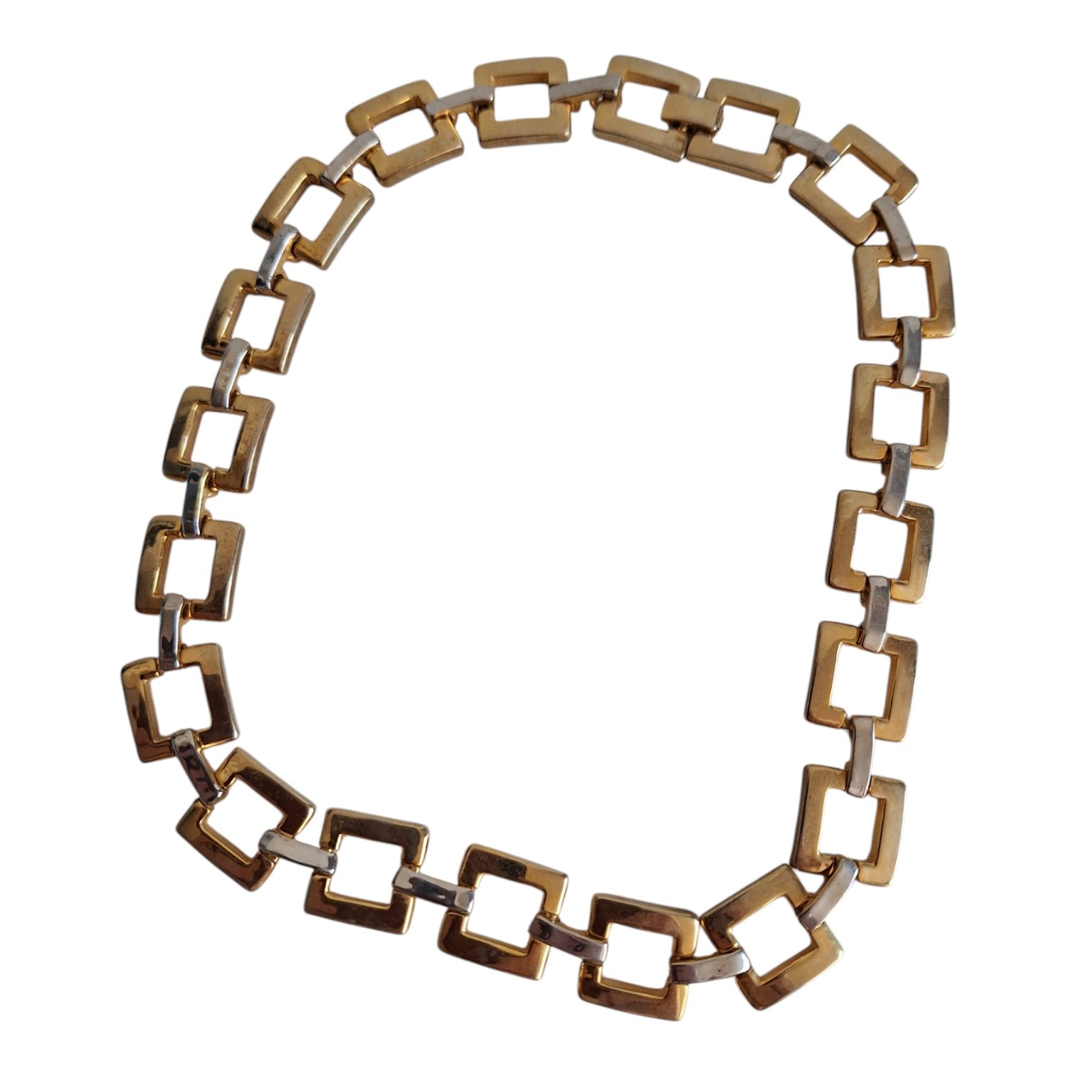 Gold-coloured necklace with chunky links