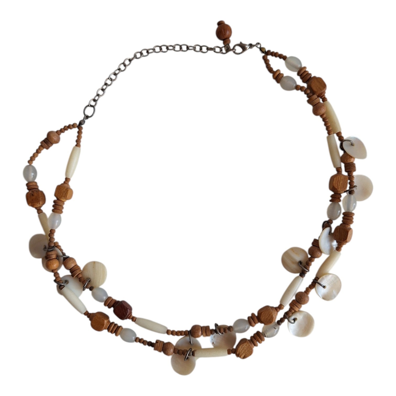 Necklace with wooden beads and discs