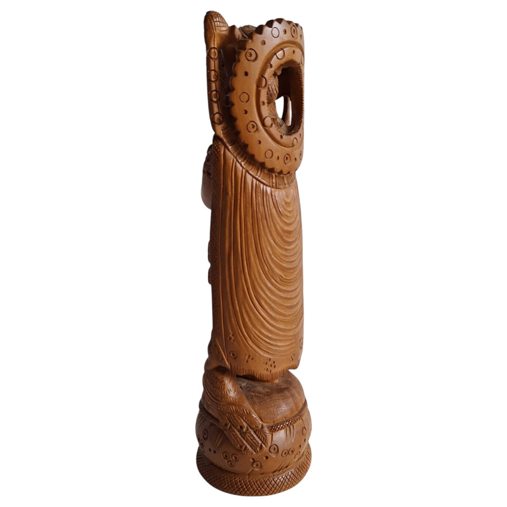 Handgeschnitzte Sandelholz-Krishna-Statue – Indien, erste Hälfte 20. Jahrhundert