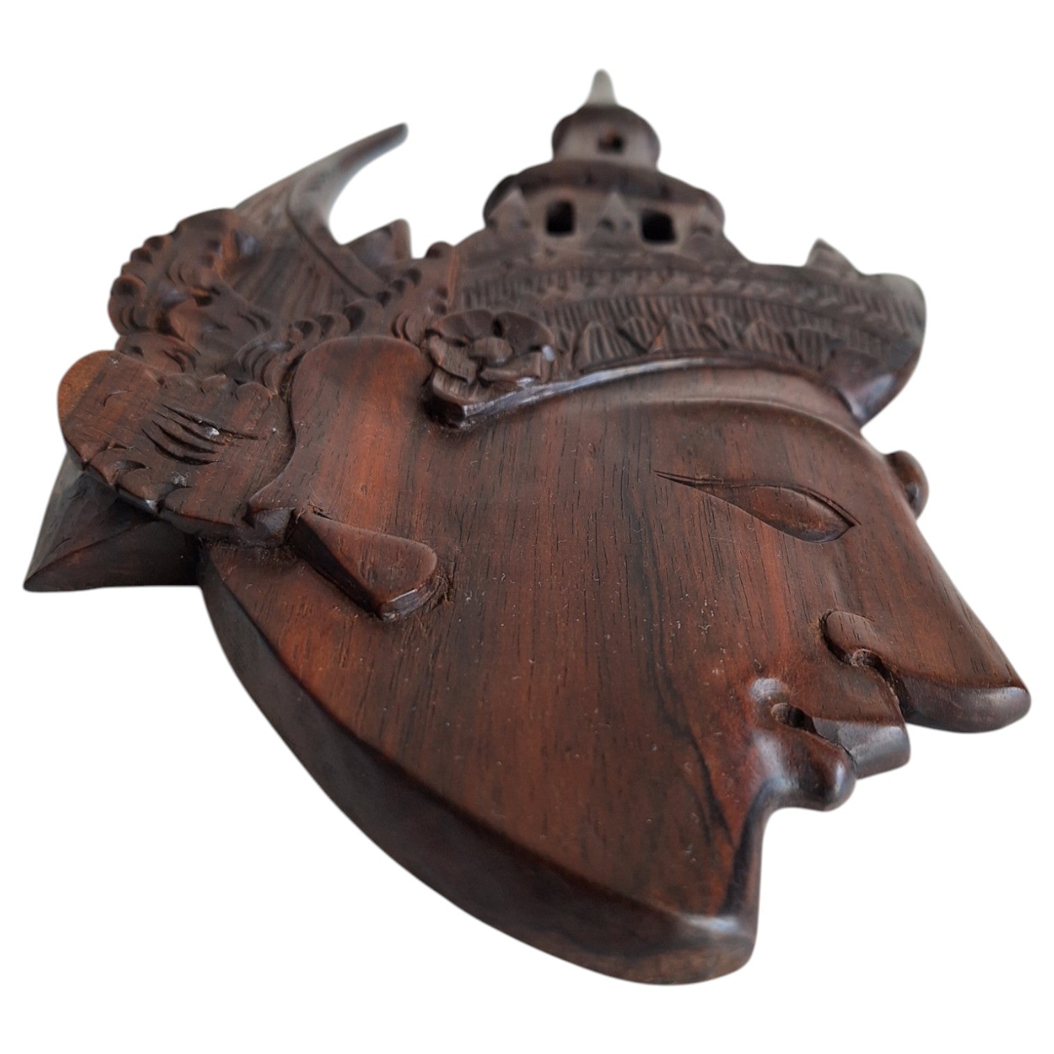 Javanisches Holzrelief Gottheit – Rama oder Sita, Java, Indonesien