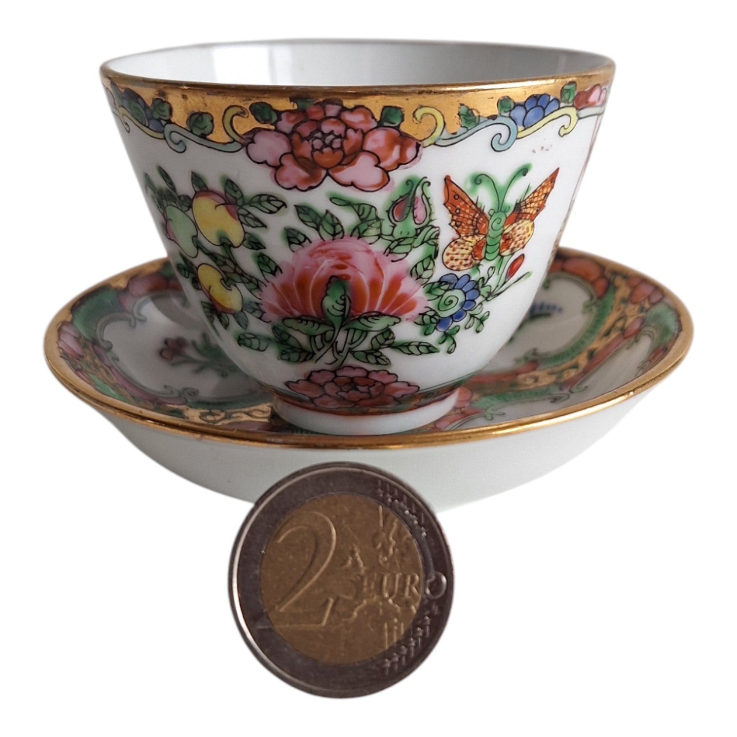 Chinesische kantonesische Tasse und Untertasse mit Blumenmotiven & Schmetterlingen – 1960er Jahre