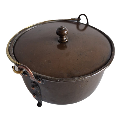 antikes Rotkupferpfännchen, 7 cm hoch