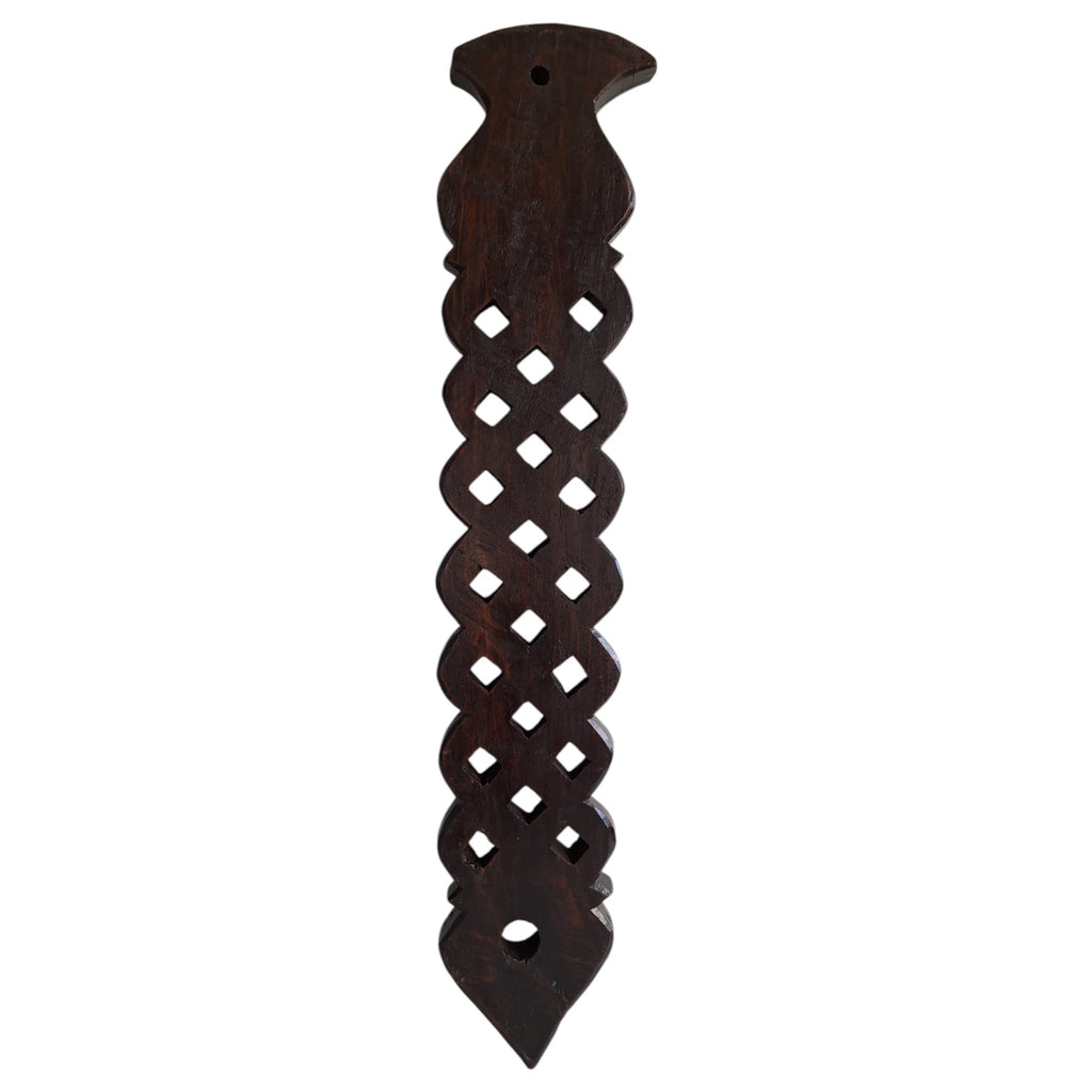 Handgeschnitzter Holzlöffelhalter – Wanddekoration, Indien, ca. 1900–1940