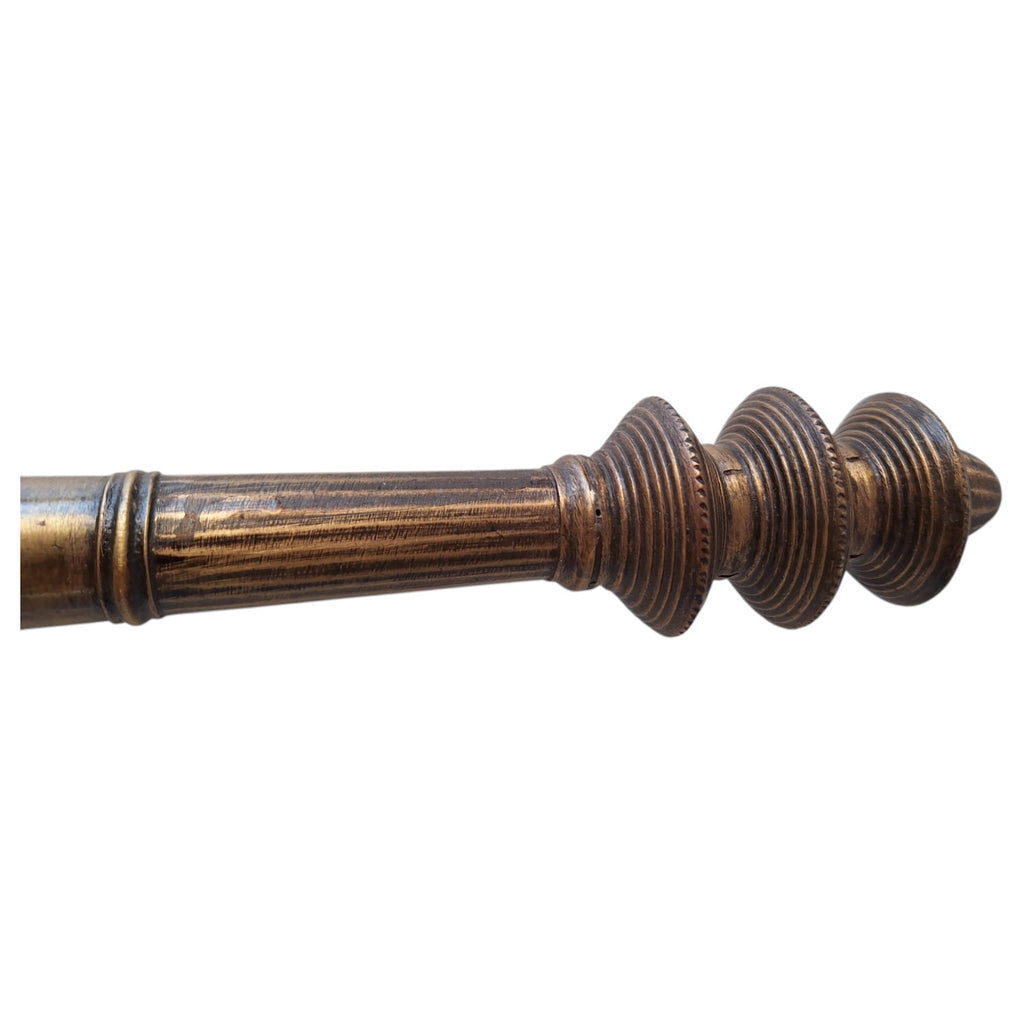 Vellikol teakwood scale with bronze fittings – India, ca. 1900–1920