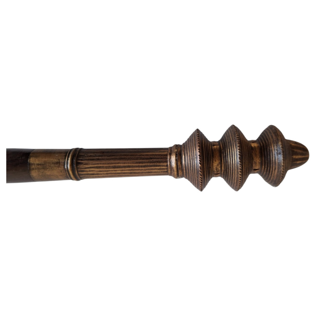 Vellikol teakwood scale with bronze fittings – India, ca. 1900–1920