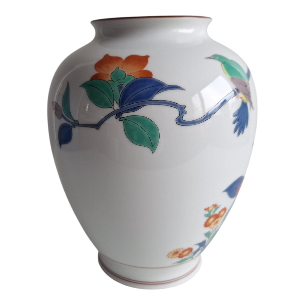 Koransha Sakaida Kakiemon Vase – Hand-Painted, Signed, Japan 1982