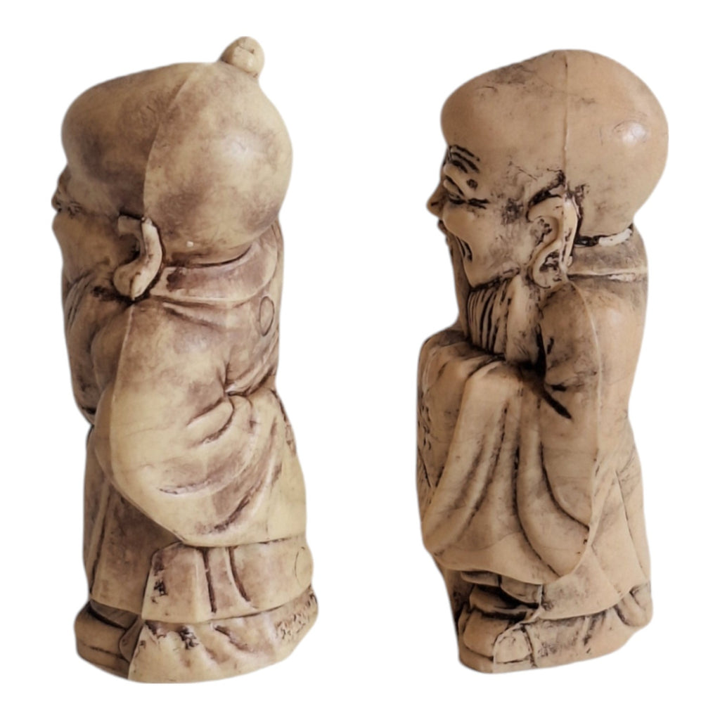 Set aus 4 Figuren im Netsuke-Stil – französische Kunststoffreproduktion, Biskuit