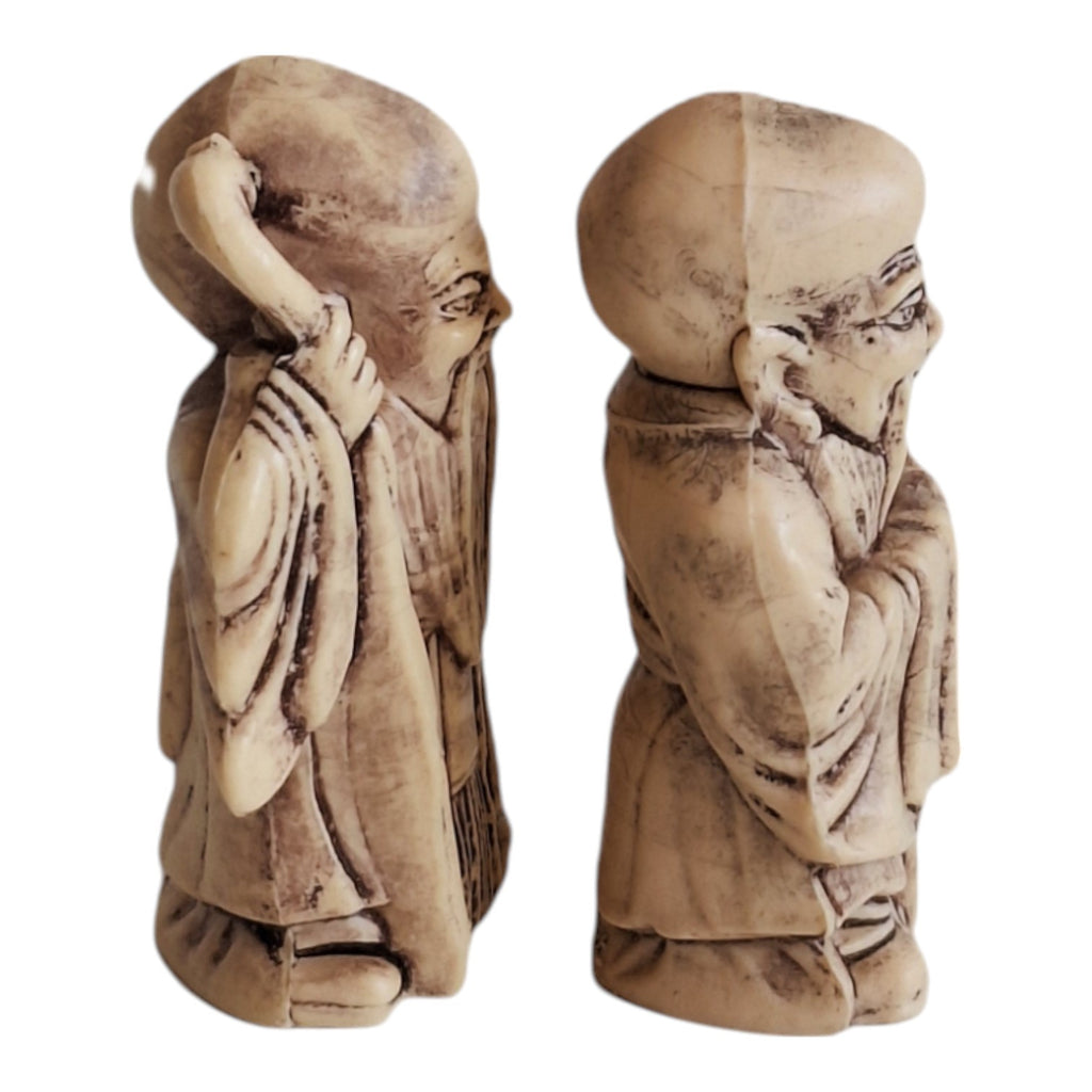 Set aus 4 Figuren im Netsuke-Stil – französische Kunststoffreproduktion, Biskuit