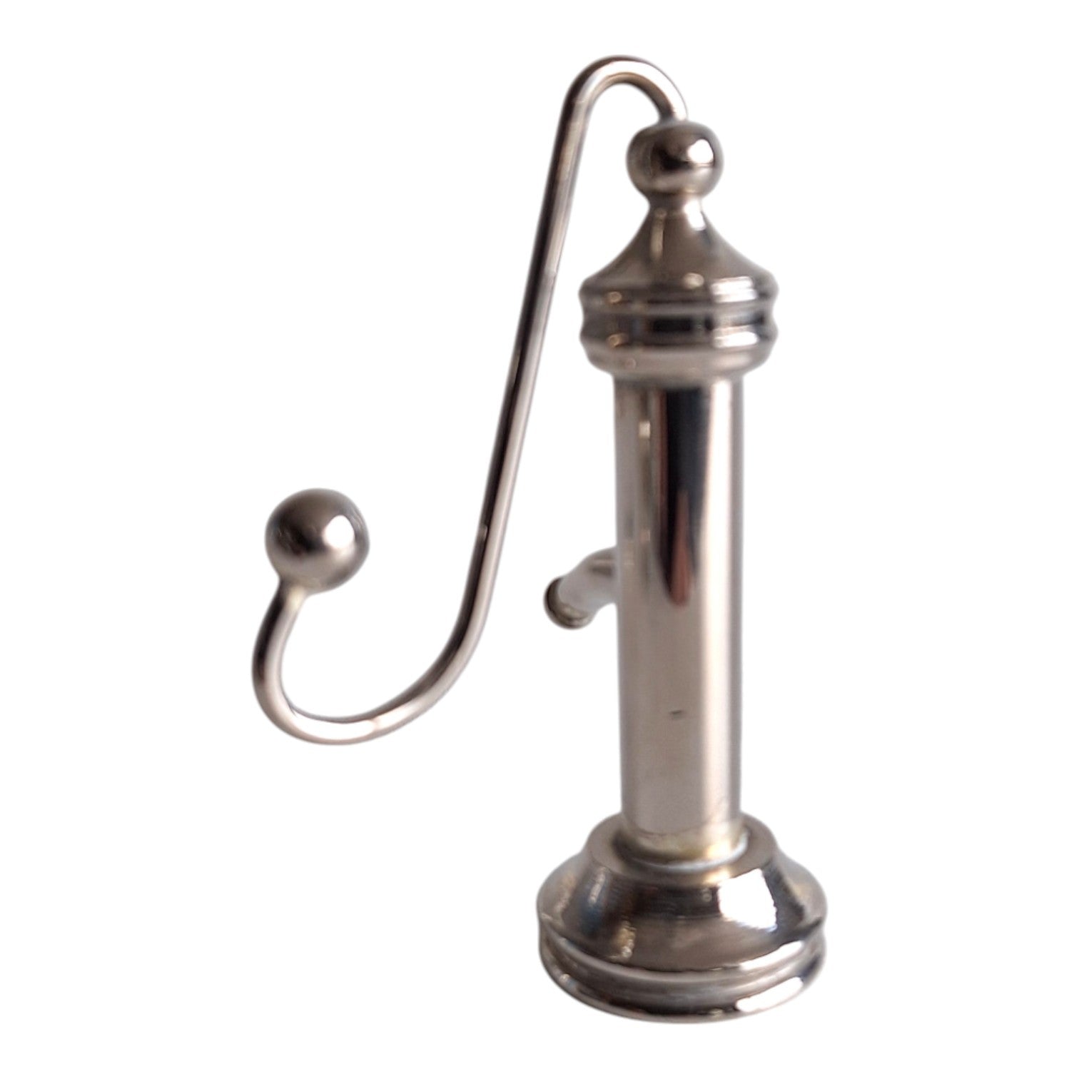 Versilberte Miniatur-Wasserpumpe
