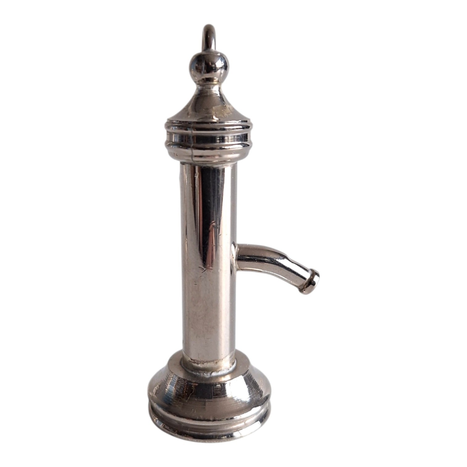 Versilberte Miniatur-Wasserpumpe