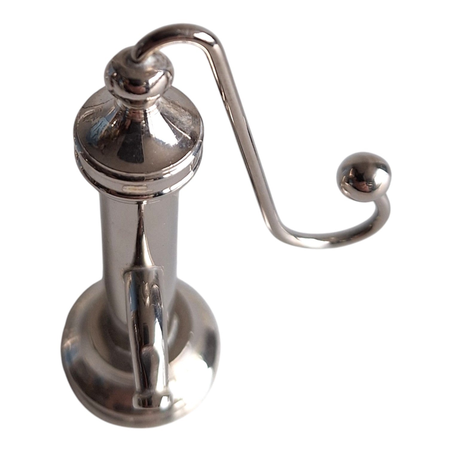 Versilberte Miniatur-Wasserpumpe