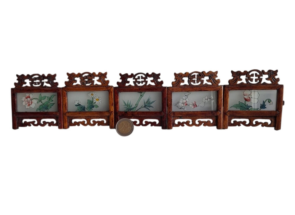 Set aus 5 japanischen Miniaturschirmen aus Holz mit Hinterglasmalerei