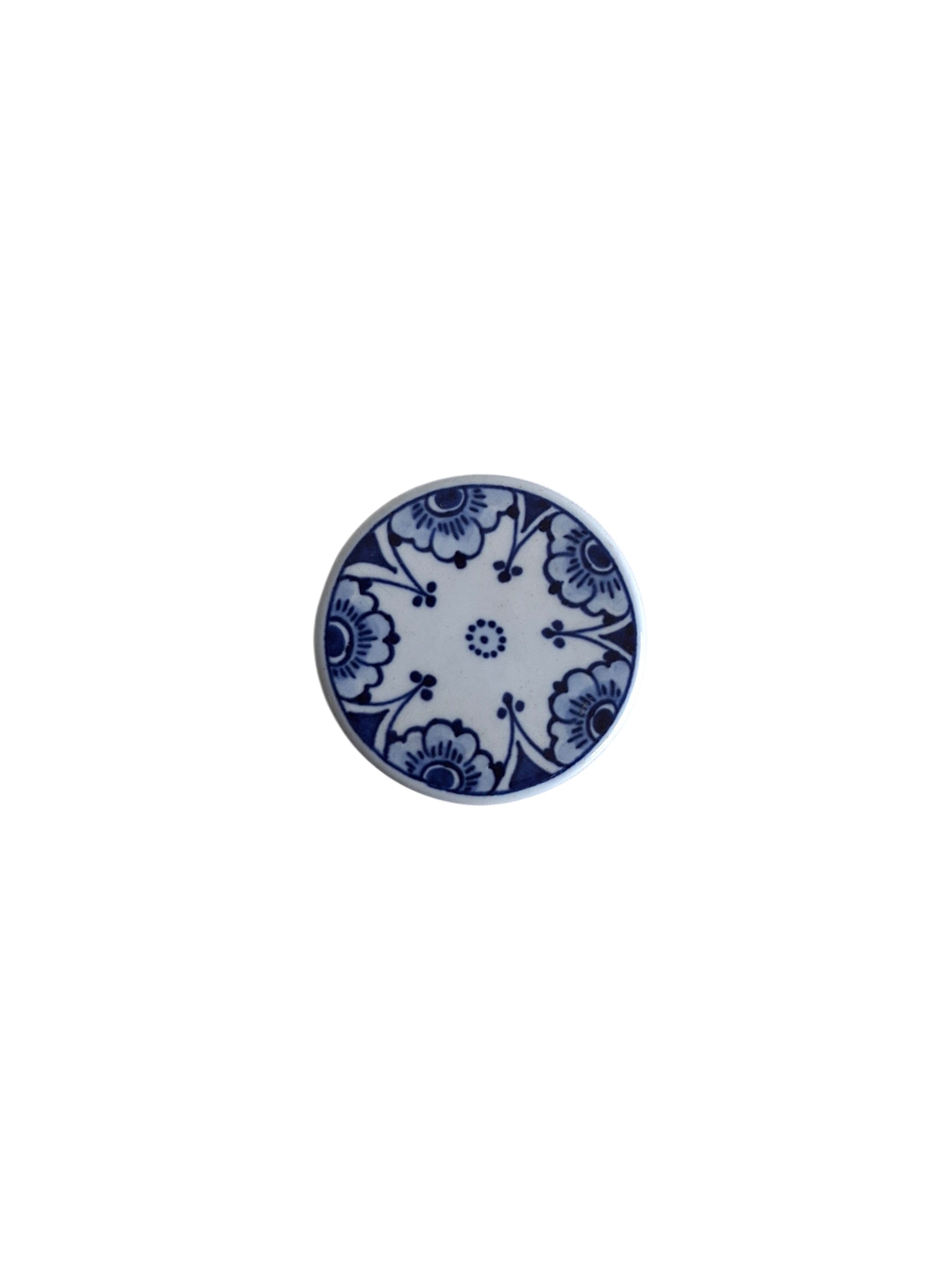 Royal Delft Delfter Blau Pillendose | Meistermaler S.J.A. Rinsma | Jahresbuchstabe DS 1998
