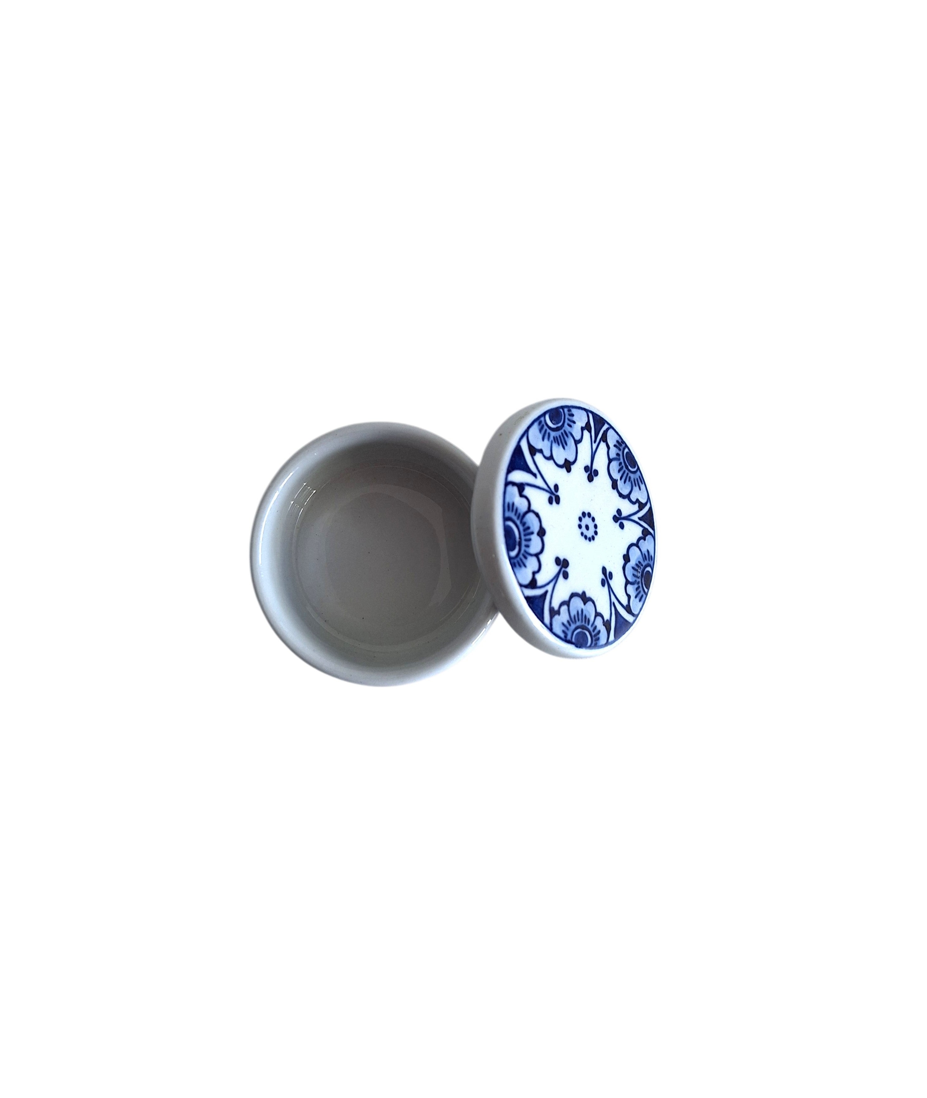 Royal Delft Delfter Blau Pillendose | Meistermaler S.J.A. Rinsma | Jahresbuchstabe DS 1998