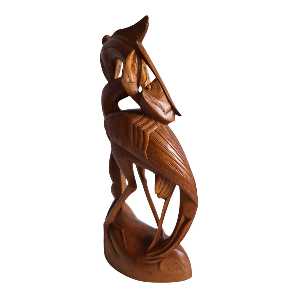 Reiher mit Garnele und Krabbe – Handgeschnitzte Holzstatue (36,5 cm)