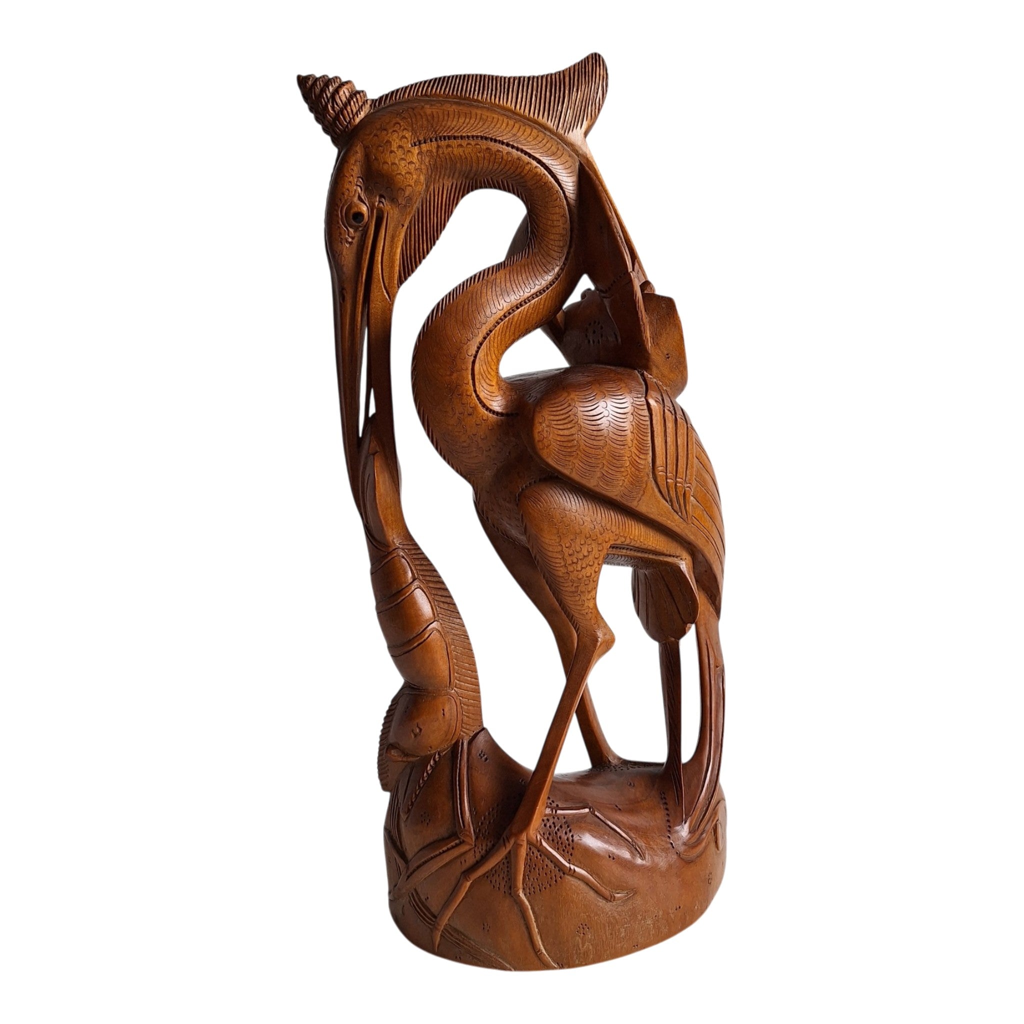 Reiher mit Garnele und Krabbe – Handgeschnitzte Holzstatue (36,5 cm)