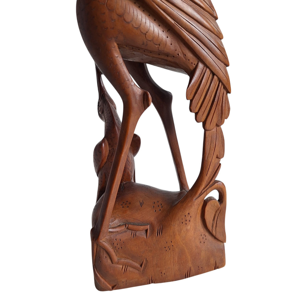 Reiher mit Jungtier – Balinesische handgeschnitzte Holzfigur (29,5 cm)