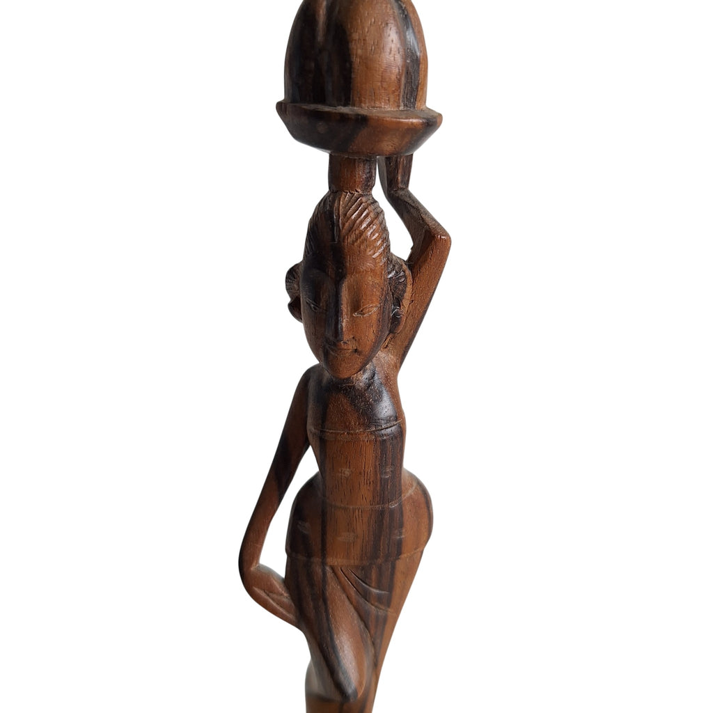 Balinesische Holzfigur Frau mit Korb auf dem Kopf – handgeschnitzt, 21 cm