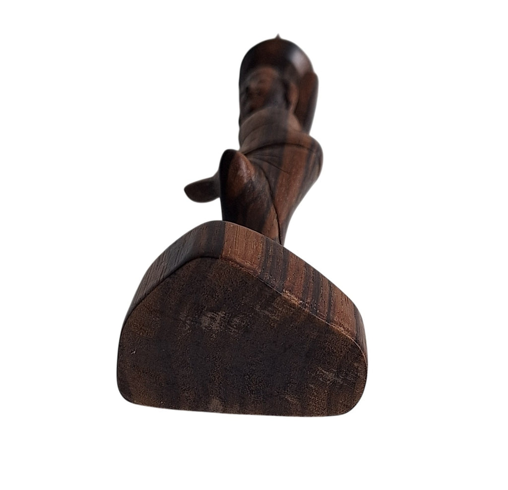 Balinesische Holzfigur Frau mit Korb auf dem Kopf – handgeschnitzt, 21 cm