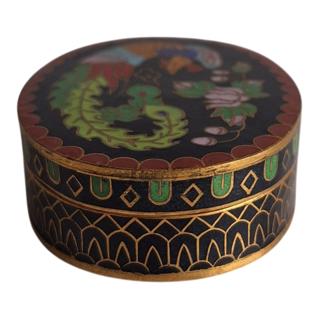 Ovales Cloisonné-Kästchen mit Phönixmotiv