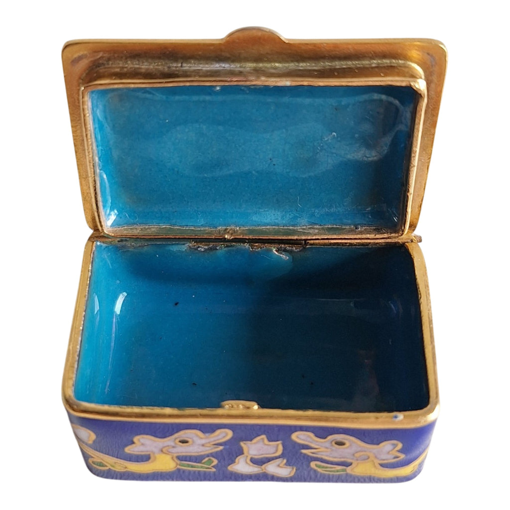 Rechteckige Cloisonné-Schachtel mit Flora und Fischen