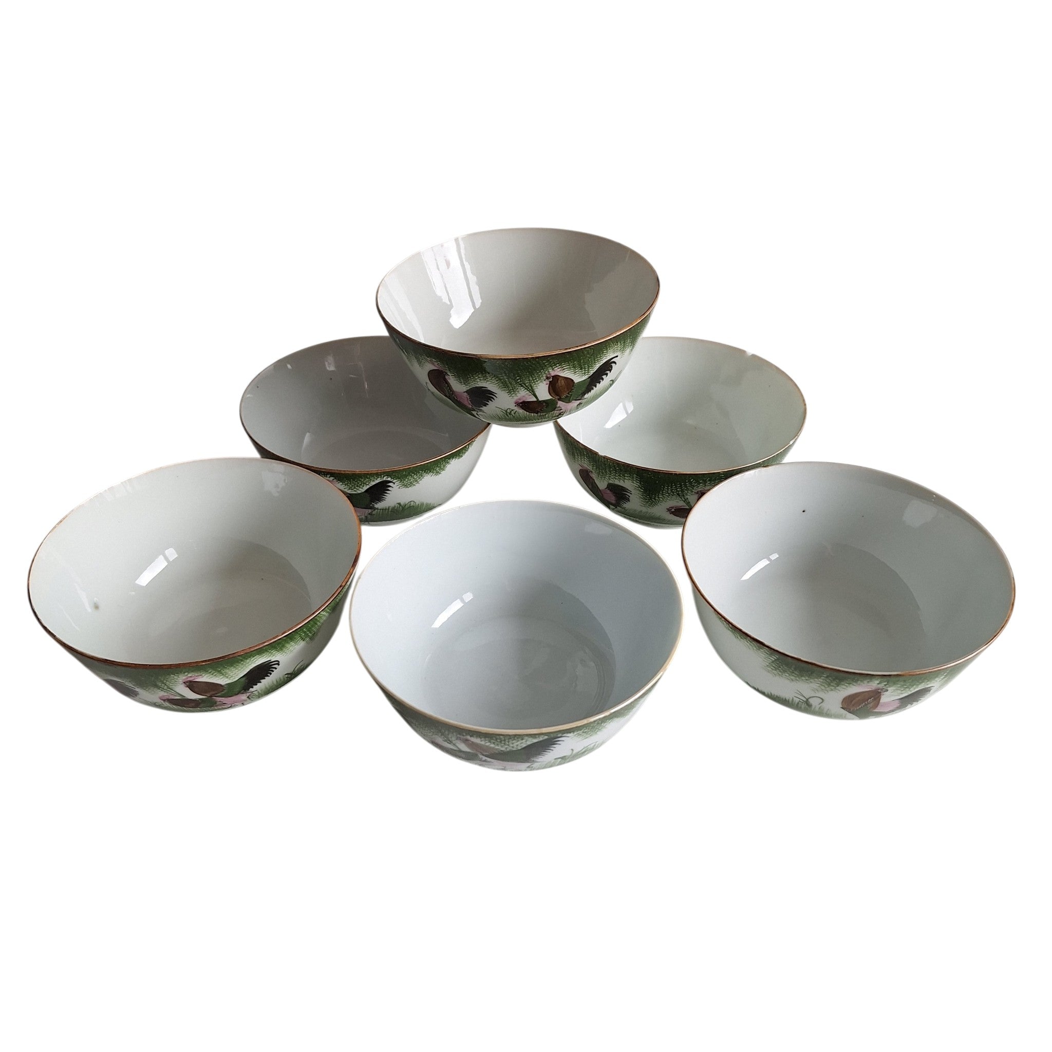 Set van 6 Antieke Chinese porseleinen kommen, vaak aangeduid als "haan-kommen" (of Ji Gong Wan)