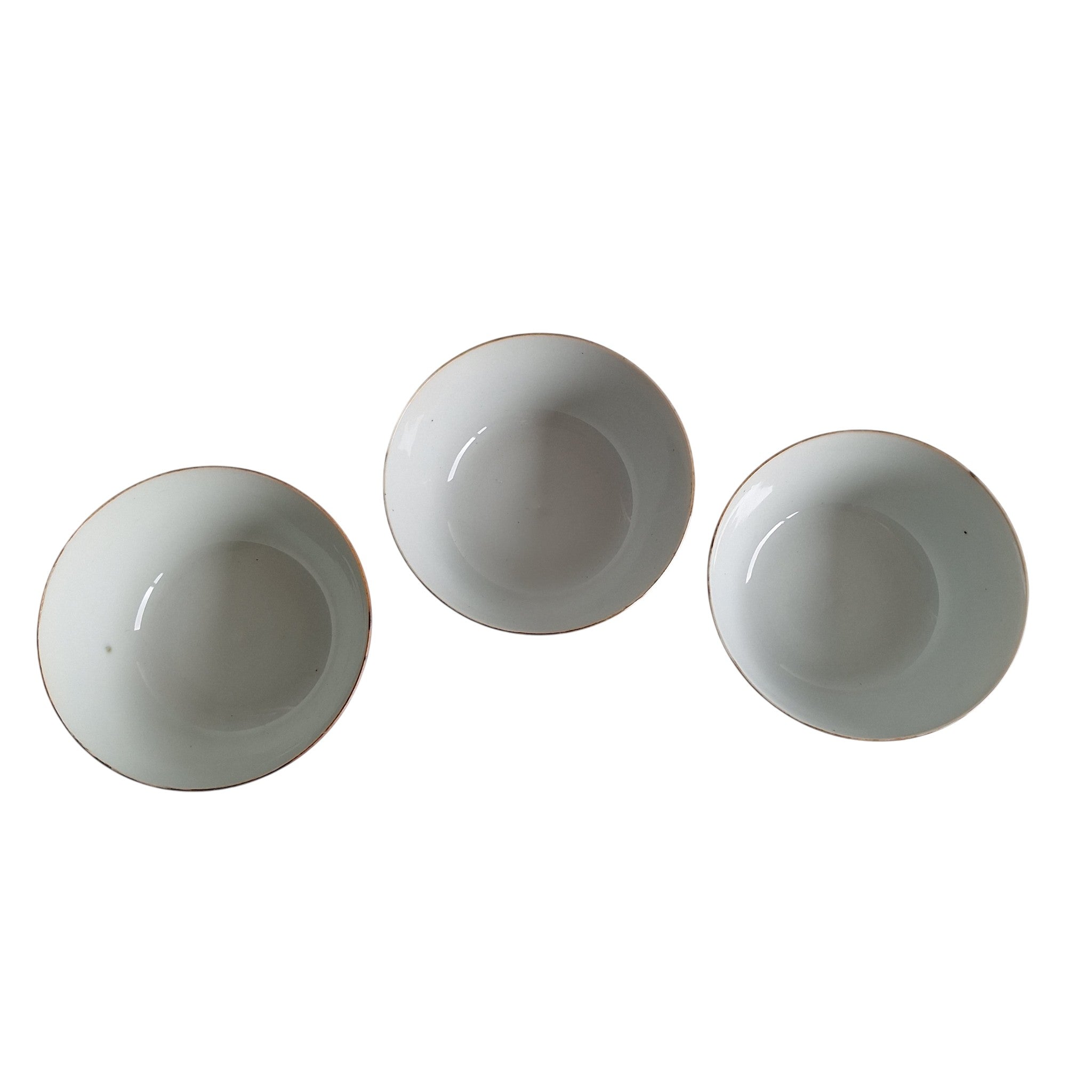 Set van 6 Antieke Chinese porseleinen kommen, vaak aangeduid als "haan-kommen" (of Ji Gong Wan)