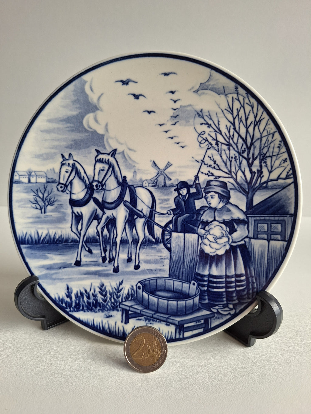 Royal Delfts Blauw Wandbord – Nederlands Landschap, Vier Jaargetijden Serie