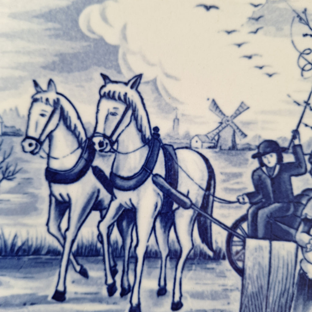 Royal Delfts Blauw Wandbord – Nederlands Landschap, Vier Jaargetijden Serie
