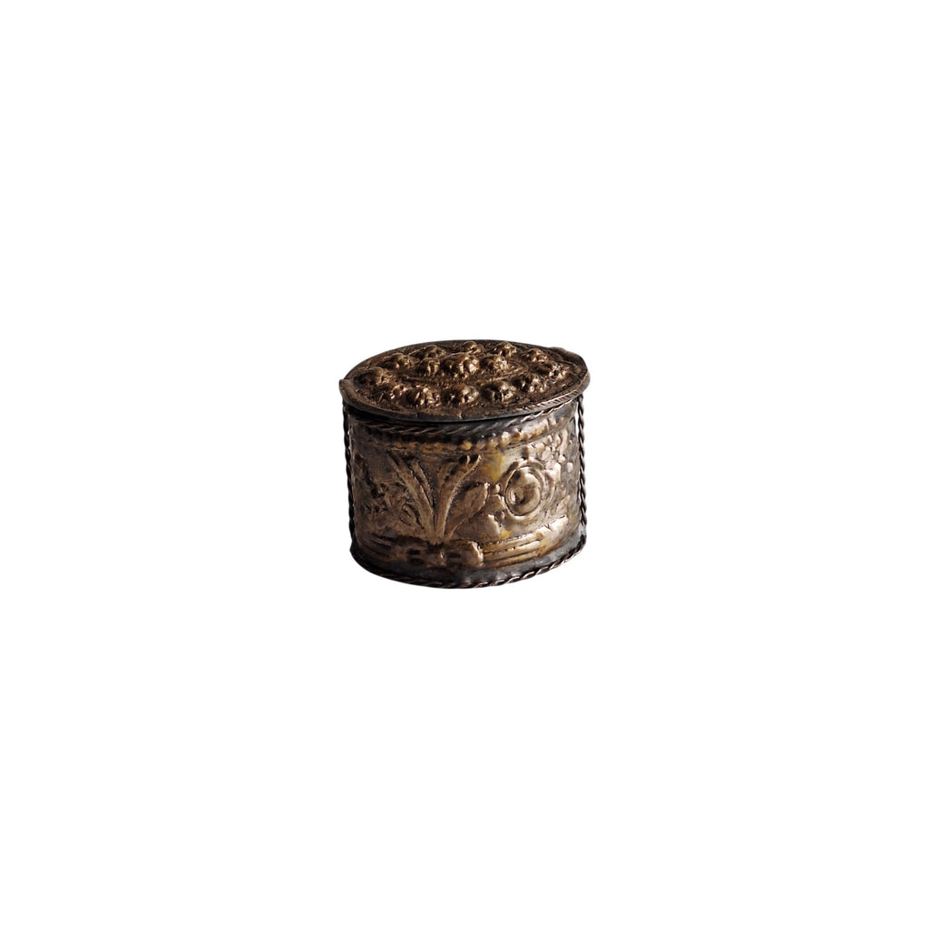 Silver Plated Pill Box with Embossed Floral Motif – Repoussé Technique, Antique Patina