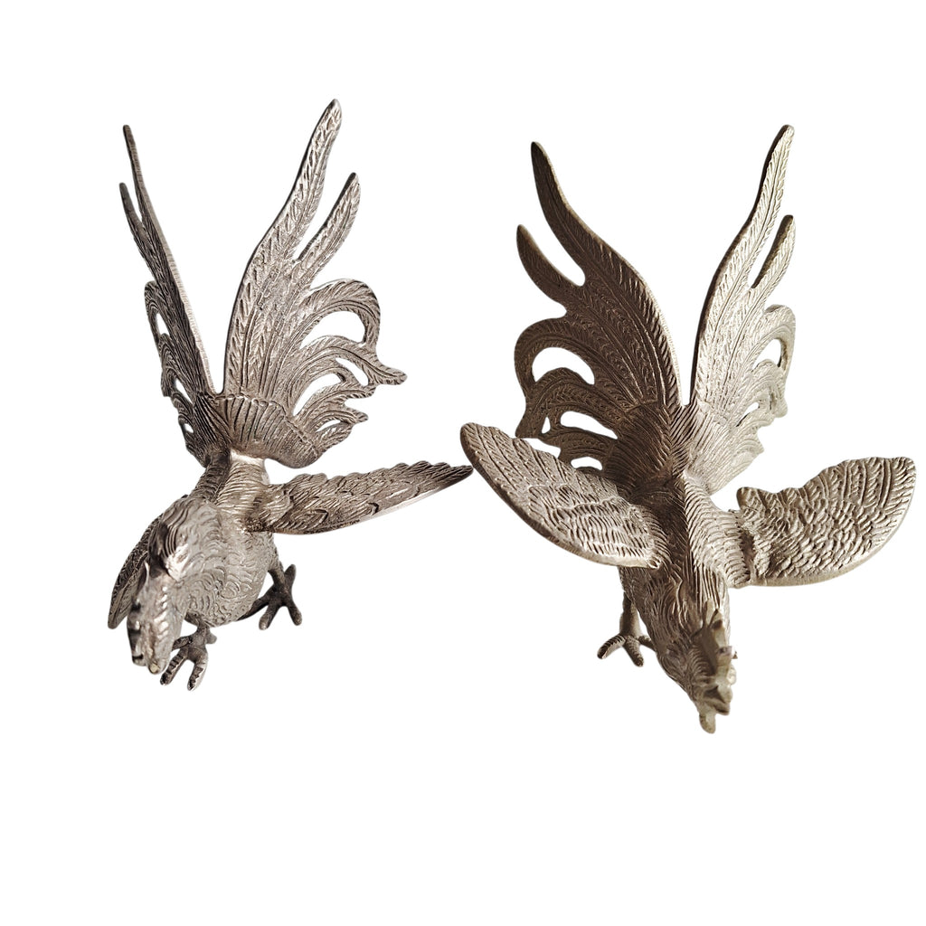 Paar metalen kemphaantjes - vechtende hanen beeldjes Frans decoratief - set van 2