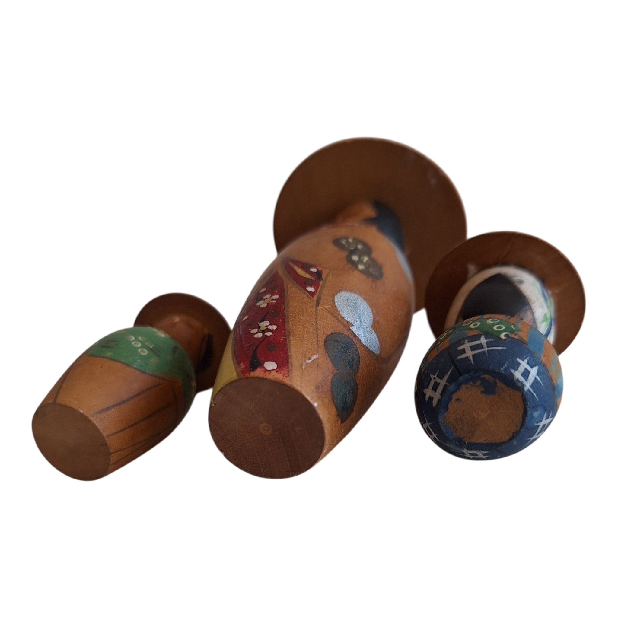 Kokeshi Poppetjes - Set van Drie - Handbeschilderd Hout met Hoedjes