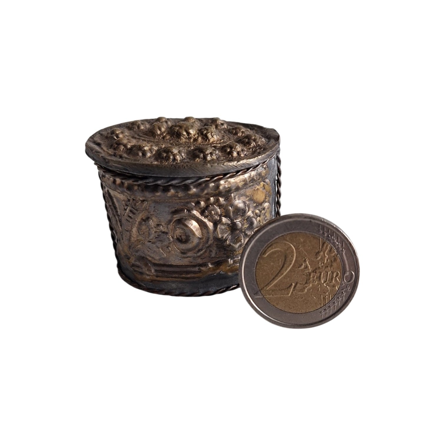 Silver Plated Pill Box with Embossed Floral Motif – Repoussé Technique, Antique Patina