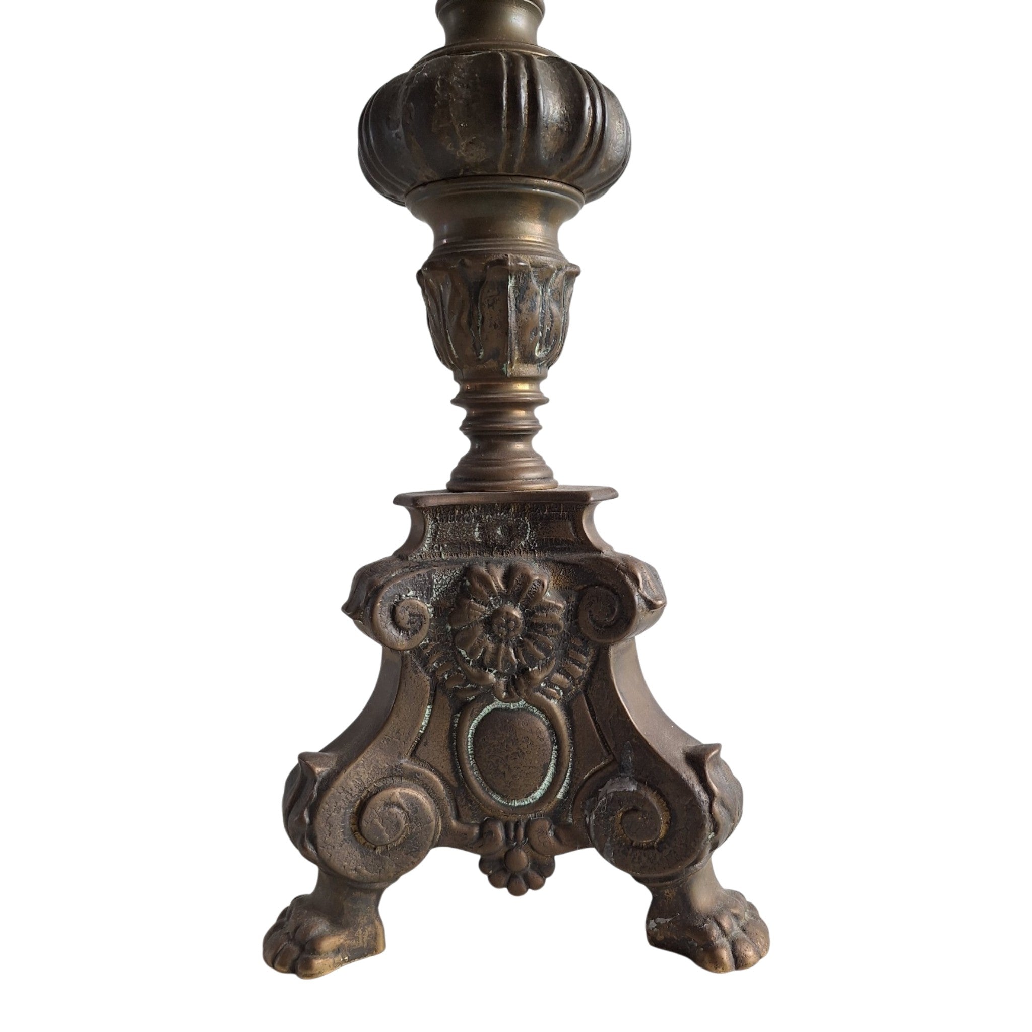 Antique merchant's scale with bronze fittings – Kerala, India, 19th century