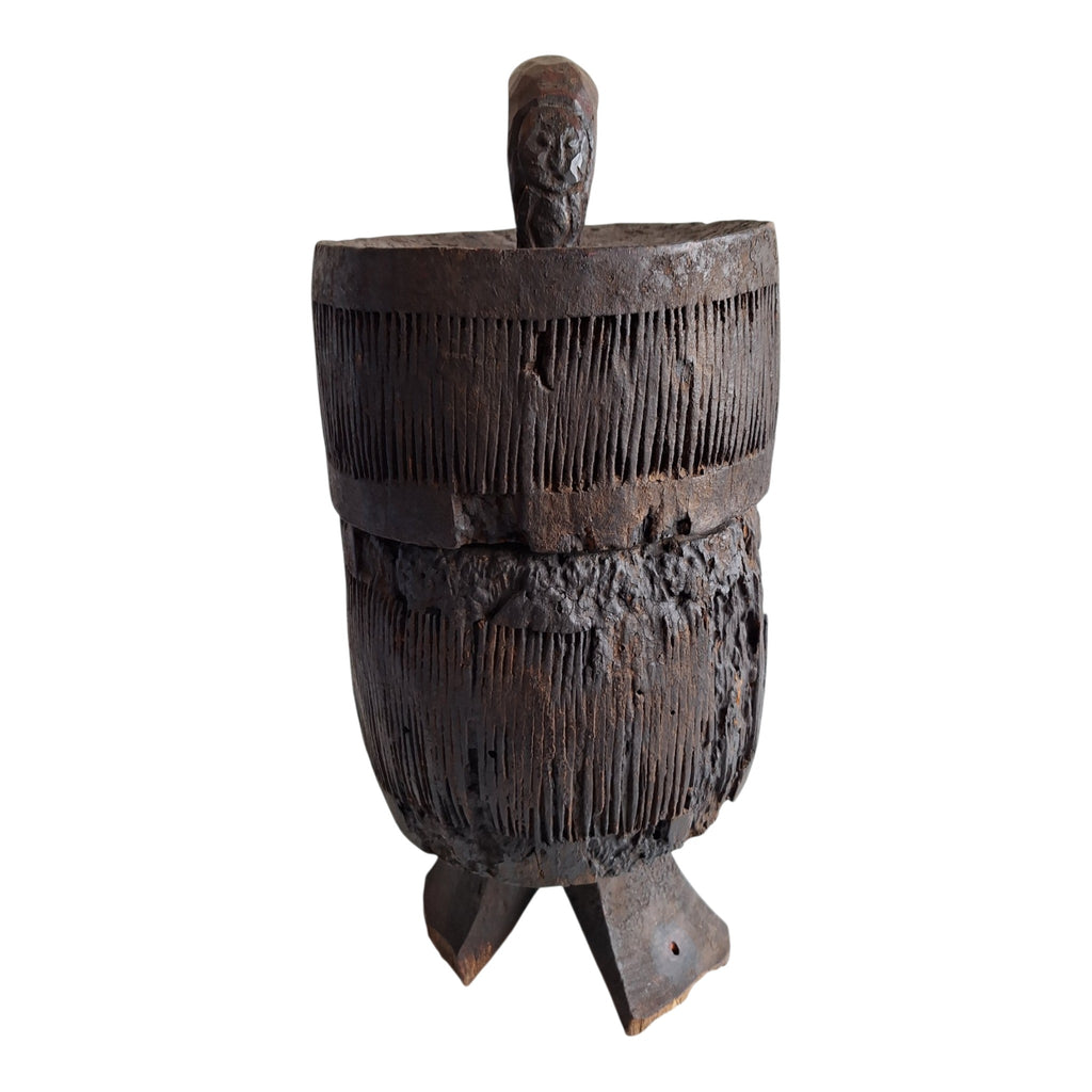 Houten graanvijzel uit Kameroen